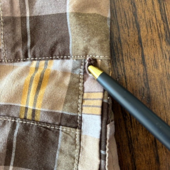 Billabong plaid shorts browns and yellow size 38 - Picture 13 of 16